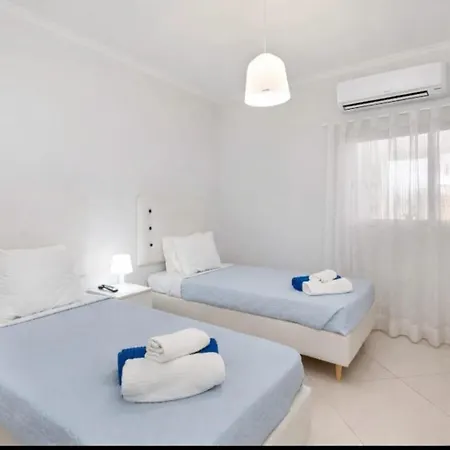 Zurrinha Holidays Whit Jacuzzi Apartman *