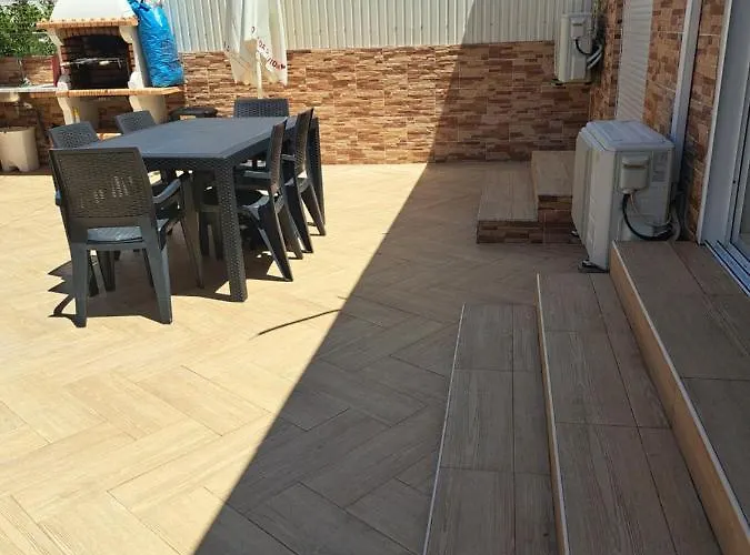 Zurrinha Holidays Whit Jacuzzi Quarteira