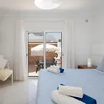 Zurrinha Holidays Whit Jacuzzi Quarteira