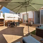 Апартаменты Zurrinha Holidays Whit Jacuzzi *