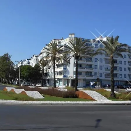 Zurrinha Holidays Whit Jacuzzi Quarteira