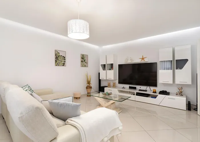 Zurrinha Holidays Whit Jacuzzi Apartment Quarteira